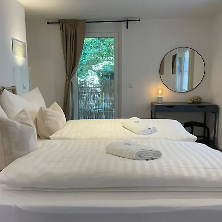 Geraeumige Stadt-wohnung - Mit Parkplatz Apartment Bregenz