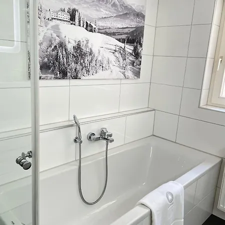 Апартаменты Geraeumige Stadt-wohnung - Mit Parkplatz Брегенц